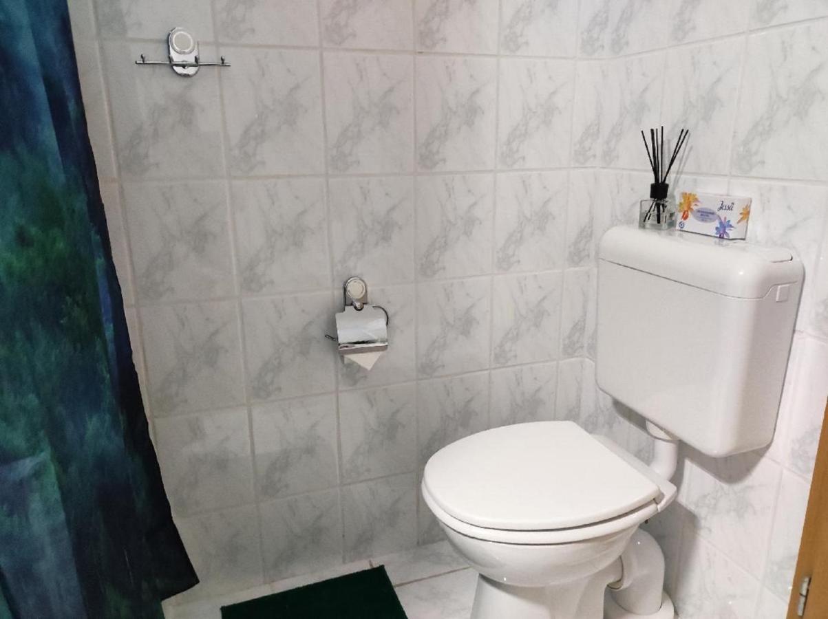 Ferienwohnung Schaefer Mit Direktem Zugang Zum Garten Windberg Esterno foto